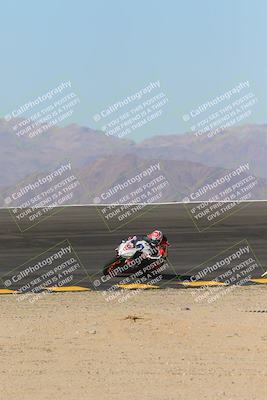 media/Nov-06-2023-Moto Forza (Mon) [[ce023d0744]]/3-Intermediate Group/Session 2 (Bowl)/
